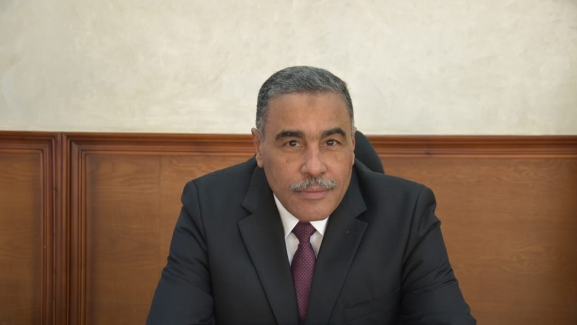 اللواء خالد شعيب محمود محافظ مطروح