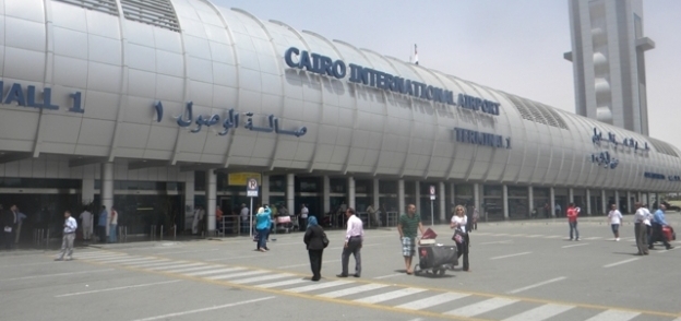 الحجر الصحي بمطار القاهرة الدولي يعزل 3 ركاب قادمين من أثيوبيا