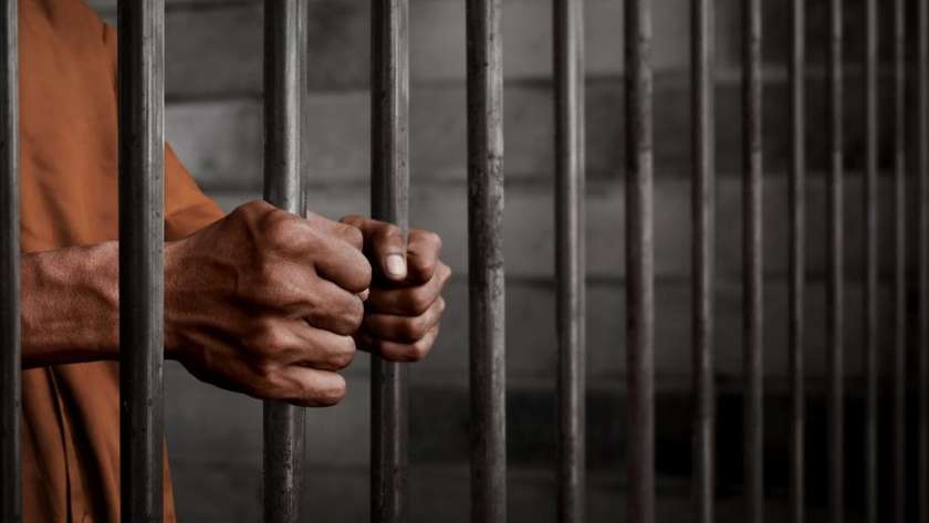 إسرائيل تستعد للإفراج عن 50 سجينا جنائيا بسبب كورونا