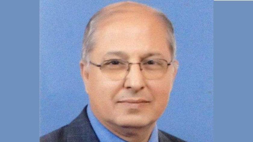 الدكتور محمد عباس