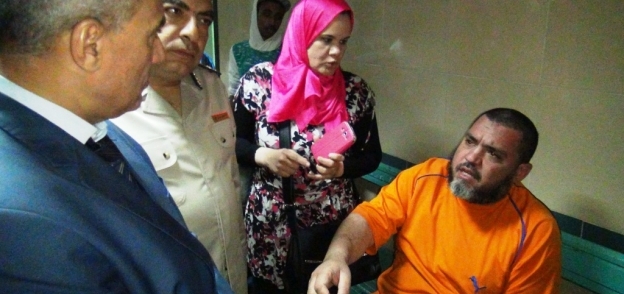 احتجاز 4 من الشباب بعد تسممهم داخل نزل الشباب في مستشفى الحميات بأسوان