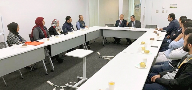 رئيس جامعة كفر الشيخ والمستشار الثقافي المصري يلتقيان الباحثين المصريين في اليابان