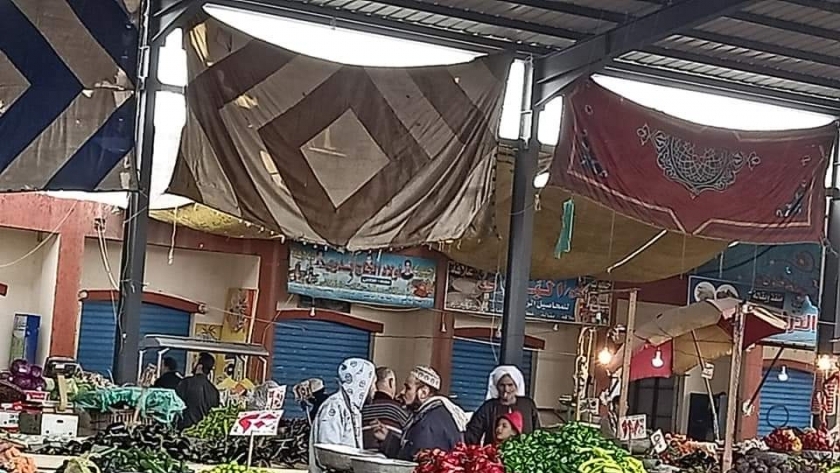 سوق الجمعة في الإسماعيلية