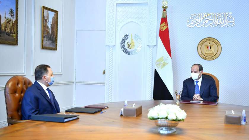 اجتماع الرئيس  السيسى مع وزير الداخلية