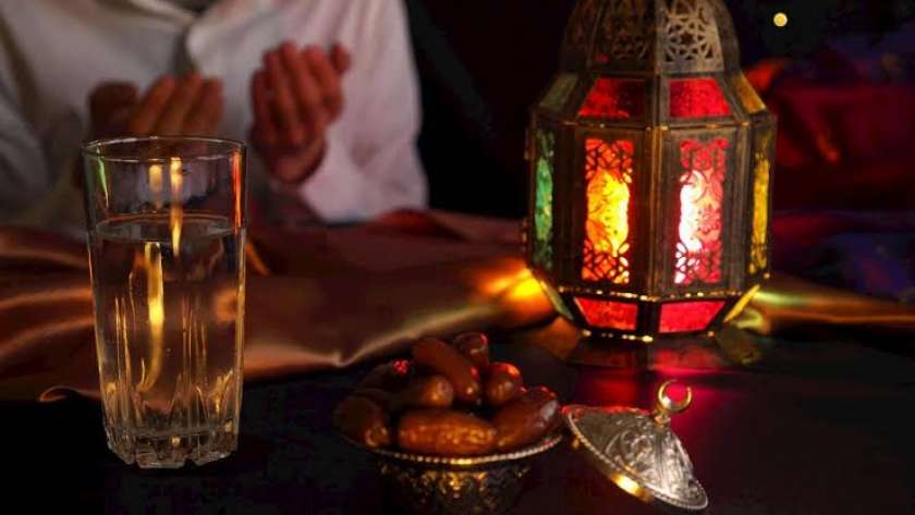 الإفطار في رمضان- تعبيرية