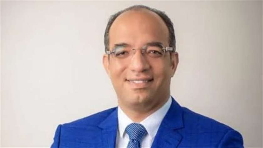 النائب علي مهران - رئيس لجنة الصحة والسكان بمجلس الشيوخ
