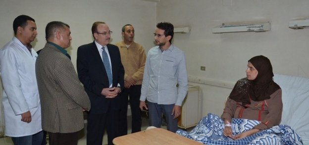 بالصور| محافظ بني سويف يتفقد مستشفى التأمين الصحي لمتابعة سير العمل