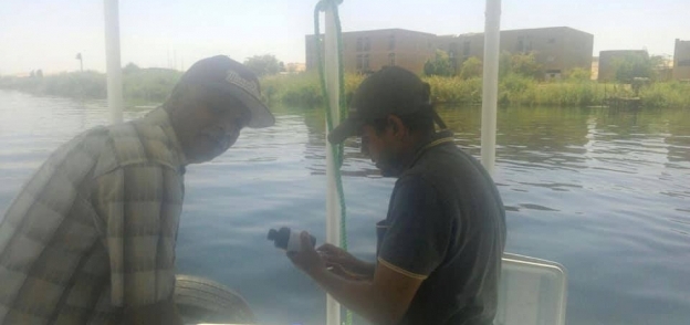 " البيئة بأسوان" ترصد جودة المياه فى بحيرة ناصر ونهر النيل