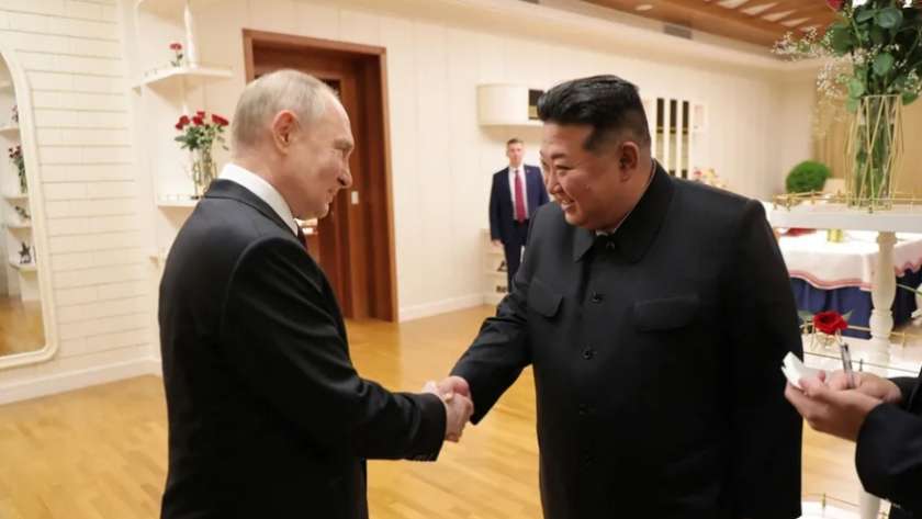 زعيم كوريا الشمالية مع الرئيس بوتين