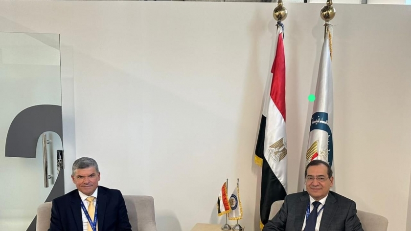 وزير البترول المصري ونظيره القبرصي