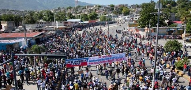 متظاهرون في هايتي يطالبون باستقالة رئيس البلاد