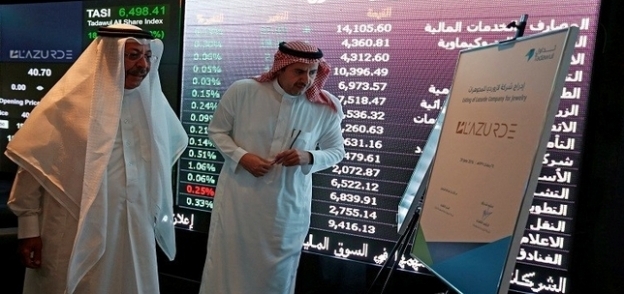 الأسهم السعودية تخسر نحو 3.4 مليارات دولار