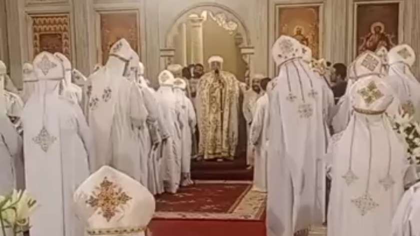 البابا أثناء ترقية كهنة الإسكندرية