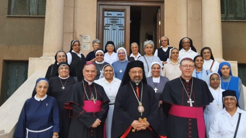 الأنبا إبراهيم إسحق  يترأس الجمعية العمومية لاتحاد الرهبانيات النسائية بمصر
