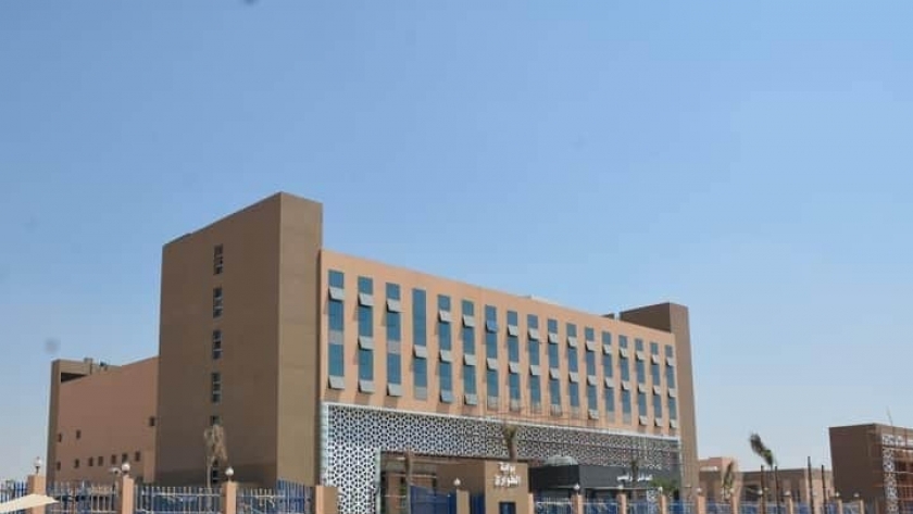 جامعة الزقازيق تنتظر القرار النهائي في اتهام طبيب بالتحرش بفتاة قبل النظر في مصيره