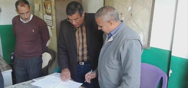 رئيس مجلس مدينة سمنود يقرر إحالة 8 من العاملين بالوحدة المحلية لقرية " ميت بدر حلاوة" للتحقيق