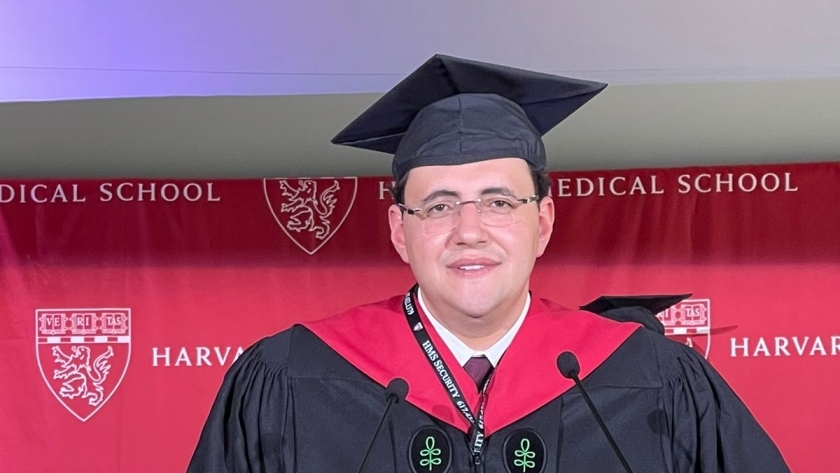 خالد مجاهد يحصل على الماجستير من كلية الطب بجامعة هارفارد الأمريكية