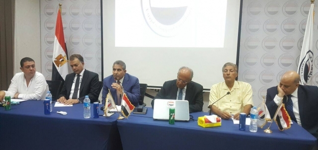 اجتماع قيادات دعم مصر بحضور وزيرى النقل والتنمية المحلية