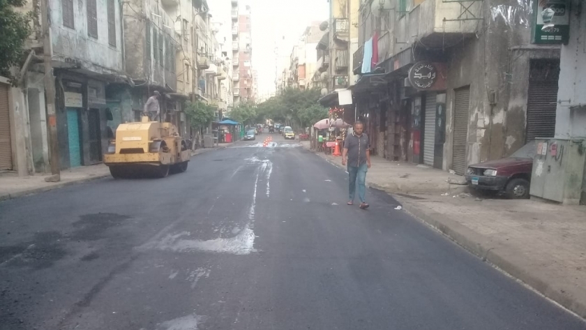 رصف شوارع وسط الإسكندرية