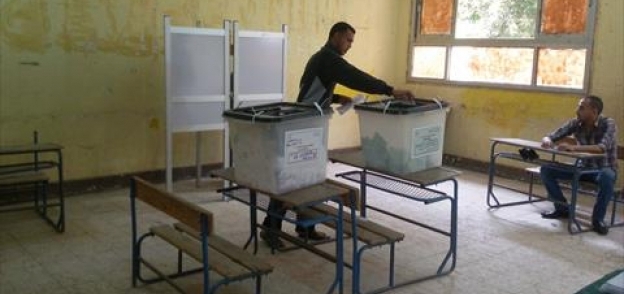 بالصور| إقبال ضعيف من الناخبين في اليوم الثاني للتصويت ببني سويف
