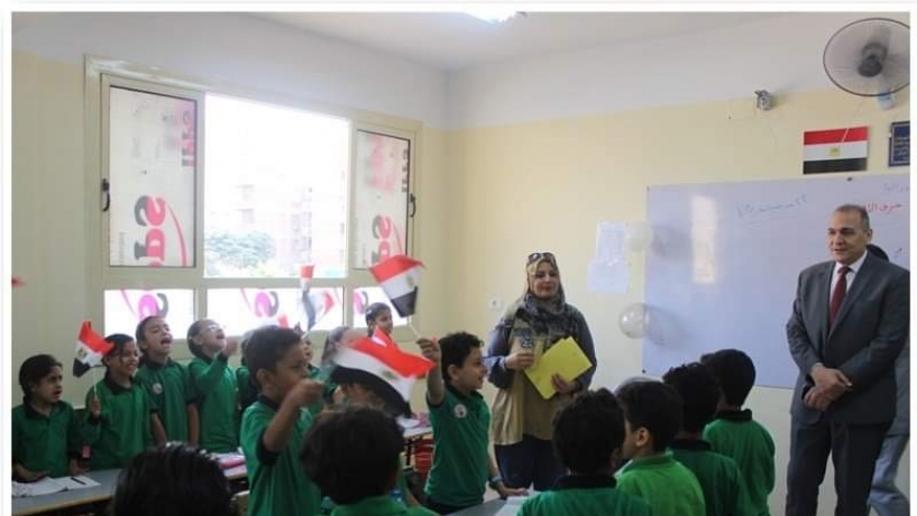 مدير تعليم القاهرة يتابع سير العملية التعليمية