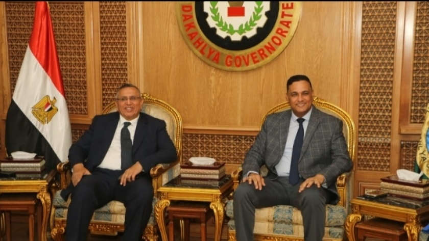 محافظ الدقهلية مع رئيس حزب الوفد