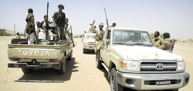 تعزيزات عسكرية لمساندة المقاومة الشعبية فى مواجهة الحوثيين فى اليمن