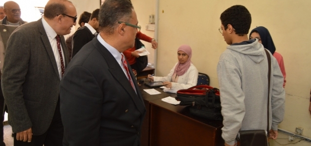 جامعة عين شمس تواصل مشاركتها في مبادرة "100 مليون صحة"