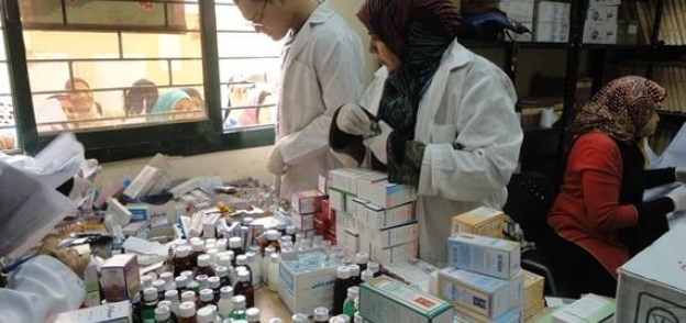 بالصور| قافلة طبية مجانية للكشف على 1293 مواطنا في الفيوم