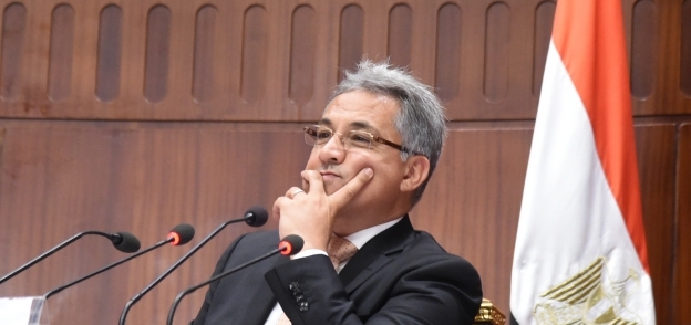 أحمد السجيني رئيس لجنة الإدارة المحلية