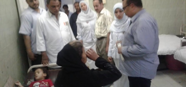 رئيس مدينة أبو تيج يتفقد المستشفى المركزى