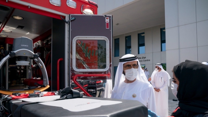 الشيخ محمد بن راشد آل مكتوم حاكم دبي في غرفة عمليات معرض إكسبو