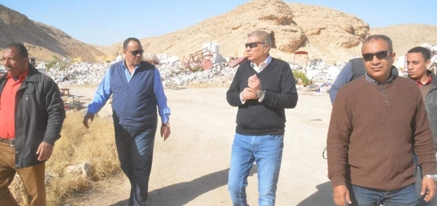 محافظ المنيا يقود حملة مكبرة لاسترداد 5 الاف فدانا من أراضي أملاك الدولة