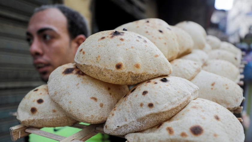 أغلبية المصريين يدعمون صرف الخبز بالسعر الحر لغير المستفيدين من الدعم التمويني