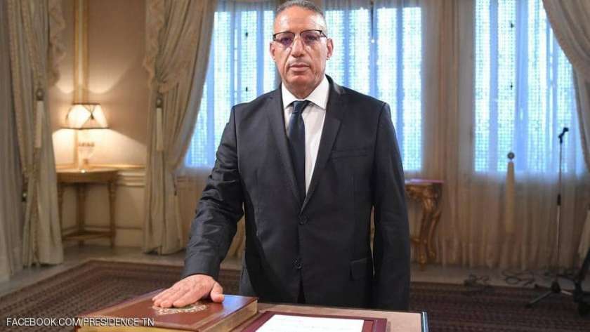رضا غرسلاوي وزير الداخلية التونسي الجديد يؤدي اليمين الدستوري