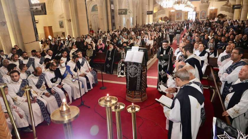 الجمعة العظيمة في الكاتدرائية المرقسية بالإسكندرية