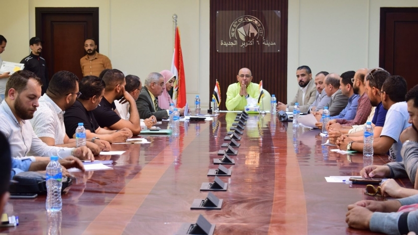 عبدالمقصود:  الإجتماع تناول الموقف التفصيلي للمرحلة السادسة من وحدات المبادرة الرئاسية " سكن لكل المصريين "
