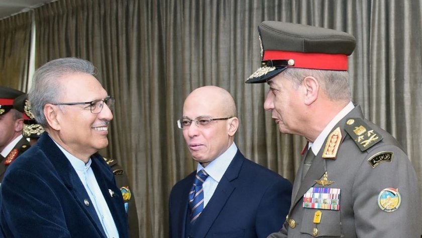 وزير الدفاع  يعود إلي القاهرة بعد زيارة رسمية لجمهورية باكستان