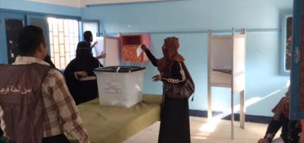 بالصور| إقبال ضعيف على اللجان الانتخابية في جنوب سيناء