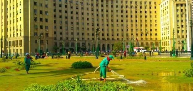 جاب من تهذيب المساحات الخضراء ميدان التحرير