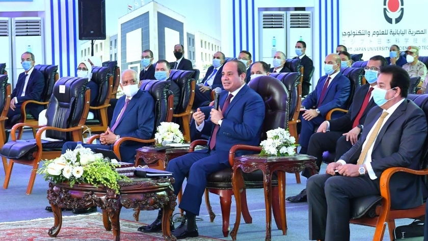 الرئيس السيسي خلال افتتاحه عددا من المشروعات اليوم