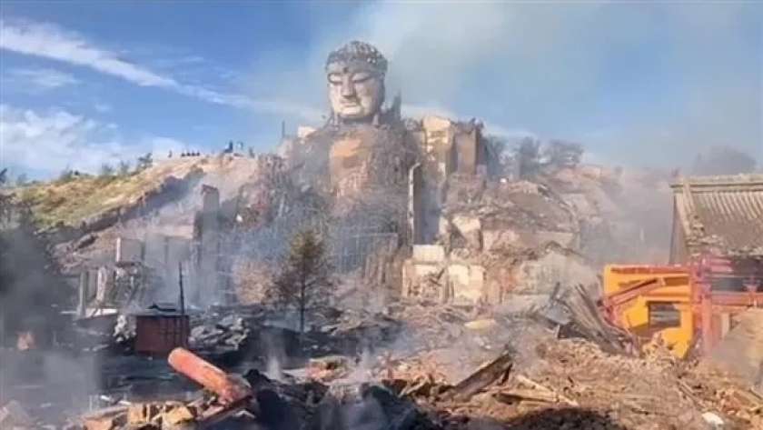 اشتعال تمثال بوذا في الصين