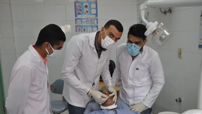 جامعة كفر الشيخ تنظم قافلة طبية وبيطرية بمطوبس