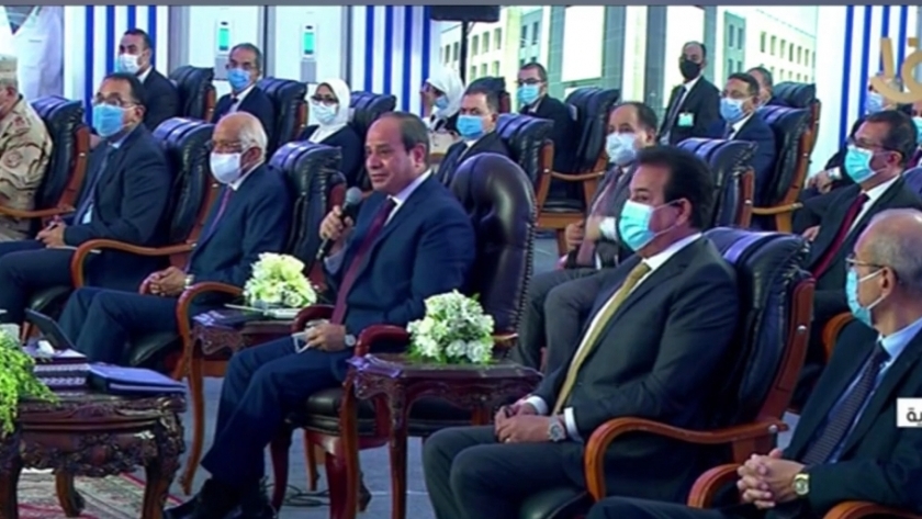 جانب من افتتاح الرئيس عبدالف