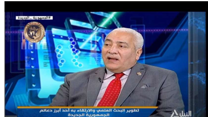 الدكتور أحمد بيومي رئيس جامعة مدينة السادات سابقًا
