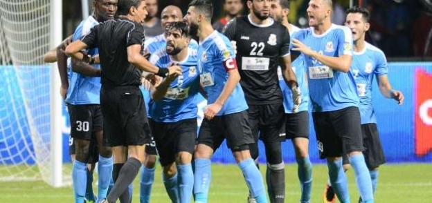 جانب من الأحداث المؤسفة في نهائي البطولة العربية