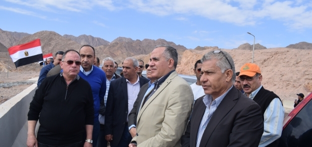 مسئولو محافظة جنوب سيناء يتفقدون مشروعات الحماية