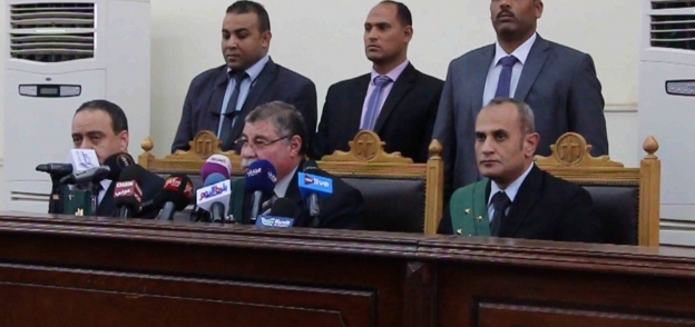 هيئة المحكمة برئاسة المستشار حسن فريد