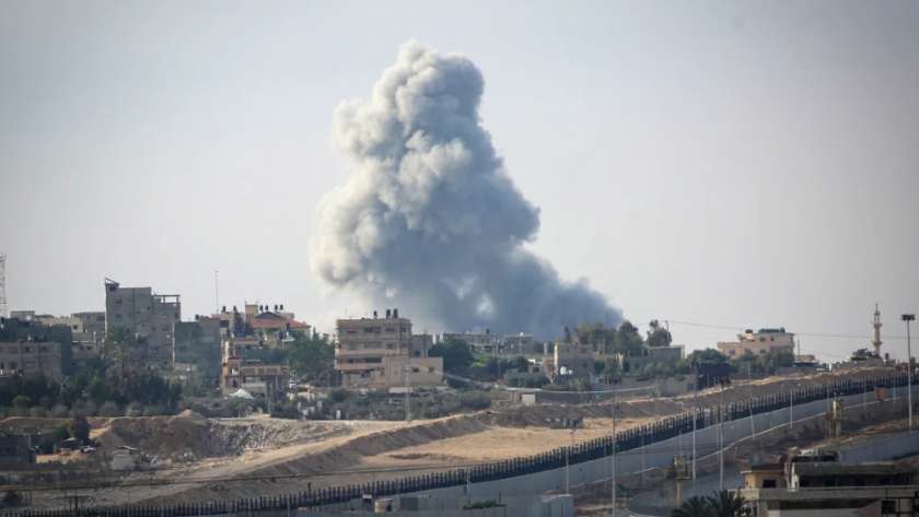 قصف إسرائيلي على رفح الفسطينية