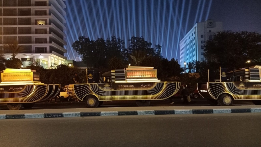 موكب المومياوات الملكية يستعد لرحلته من متحف التحرير لمتحف الحضارة